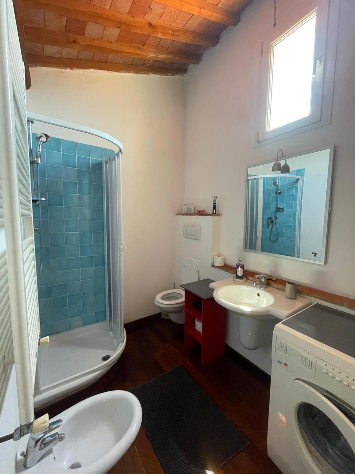 La Finestra Sul Porto Apartment Ливорно Екстериор снимка